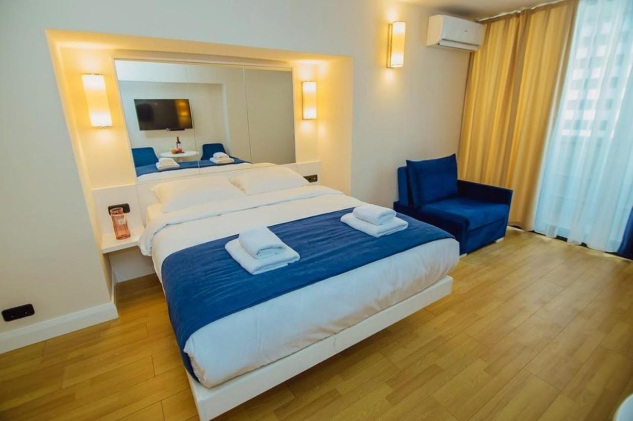 Batumi Beach Side & Sea View Aparthotel Extérieur photo