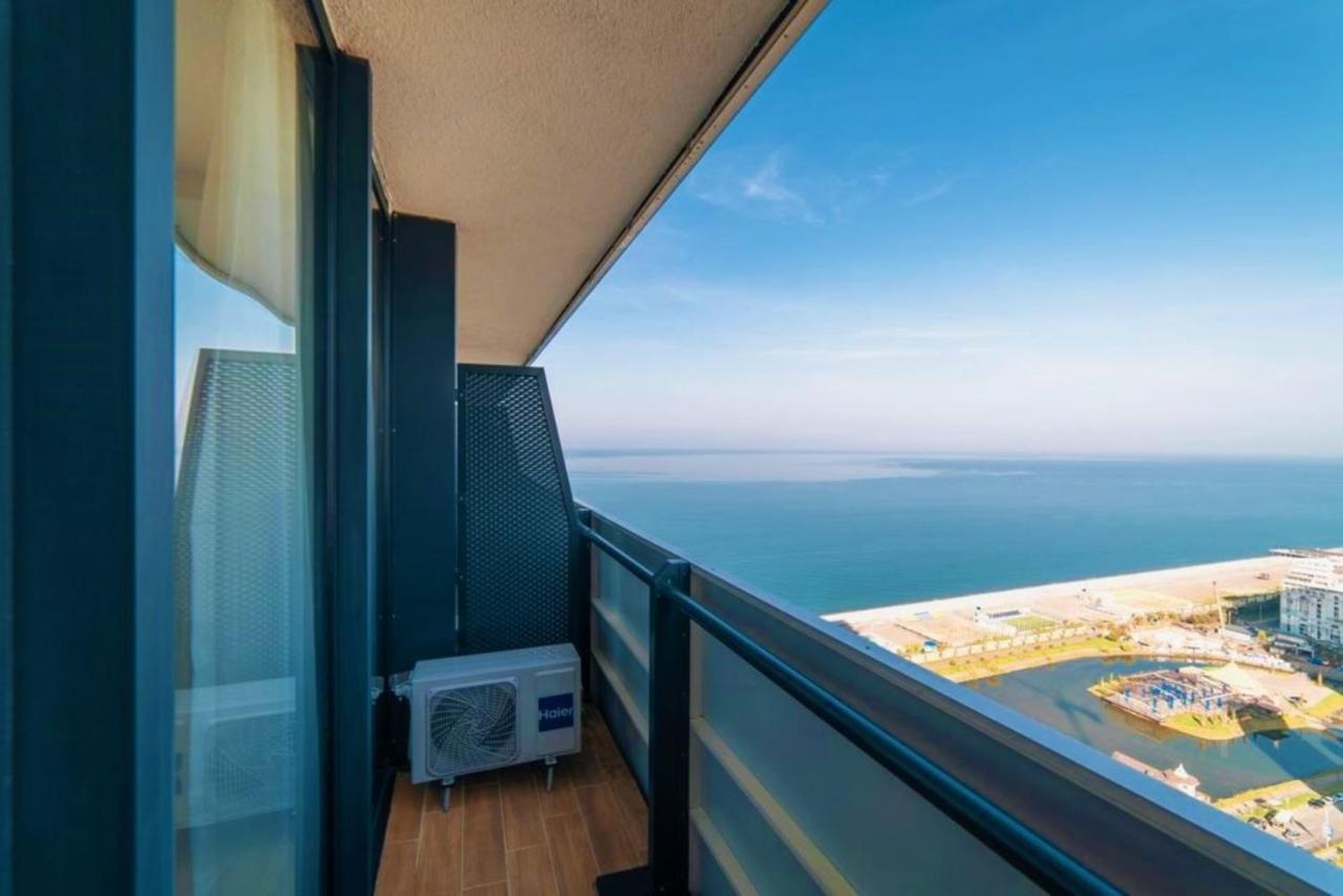 Batumi Beach Side & Sea View Aparthotel Extérieur photo